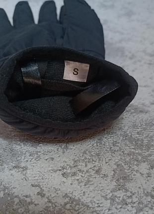 Перчатки від бренду montane 8