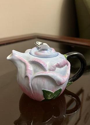 Чайник вінтажний   «троянда з метеликом», crown dorset , fine bone china, англія
