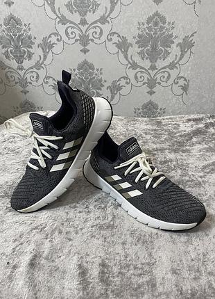 Кросівки adidas