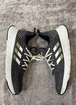 Кросівки adidas 4