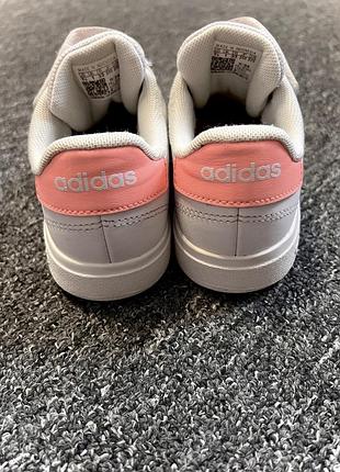 Дитячі кросівки adidas 4