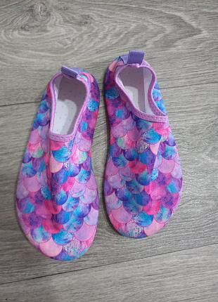 Аквашузы для девочки