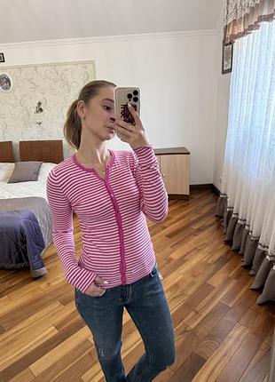 Светр жіночий benetton рожевий у смужку розмір с