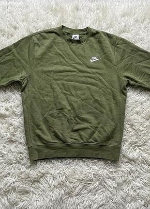 Мужской свитшот nike sportswear club fleece в приятном оливковом (зеленом) цвете (размер xs).