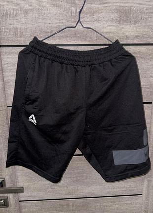 Шорти чоловічі reebok