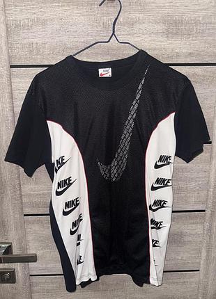Футболка чоловіча nike