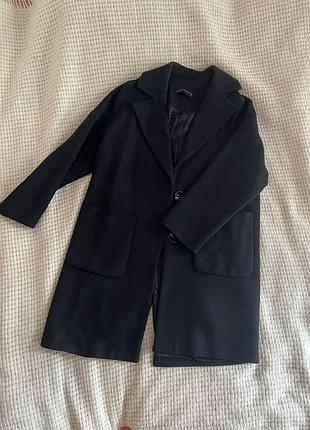 Пальто жіноче zara чорне, середньої довжини