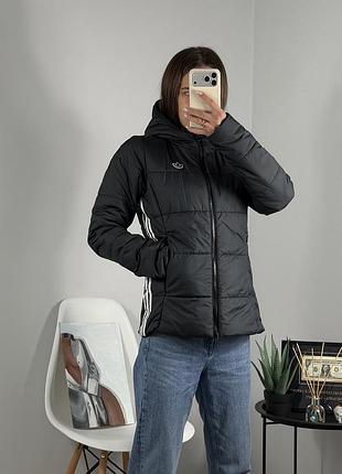 Куртка від adidas 3