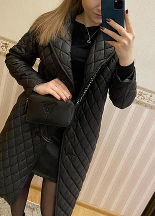 Пальто в клітинку з поясом