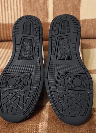 Женские кроссовки adidas 4