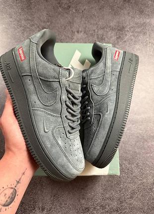 Nike air force 1 low x supreme grey