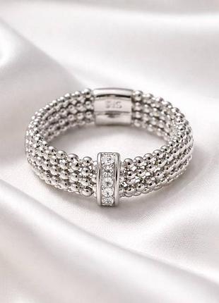 Серебряная кольца lover с ажурной текстурой и дорожкой прозрачных фианитов (2184096)