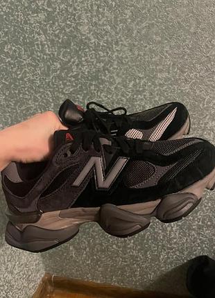 Жіночі кросівки модель: new balance 9060