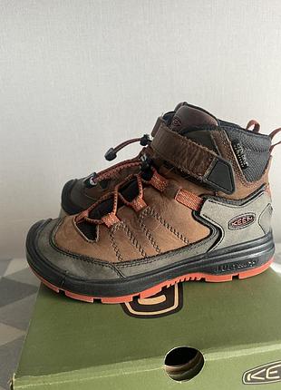 Зимові чоботи keen для хлопчика 32 розмір