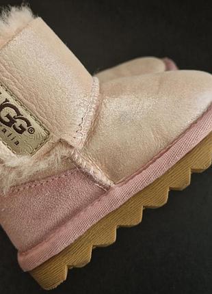 Черевики для дівчаток ugg рожеві 12,5 см устілка