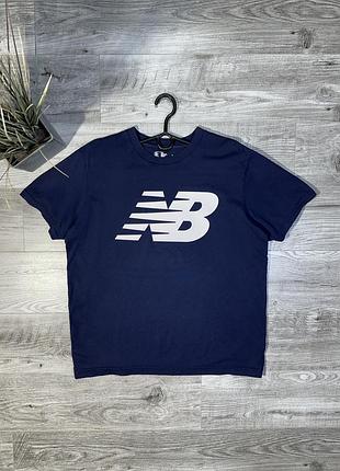 Оригінальна, спортивна футболка - new balance