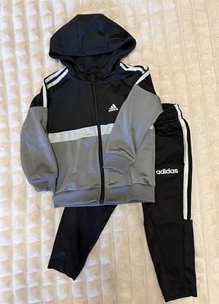 Спортивний костюм дитячий adidas чорний з сірим