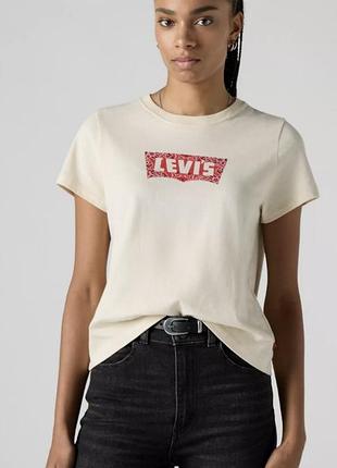Футболка жіноча levi's бежева з логотипом xs