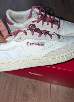 Кросівки для дівчат reebok білі з бордовими шнурівками 37 розмір