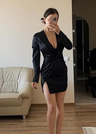 Жіноча сукня prettylittlething чорна
