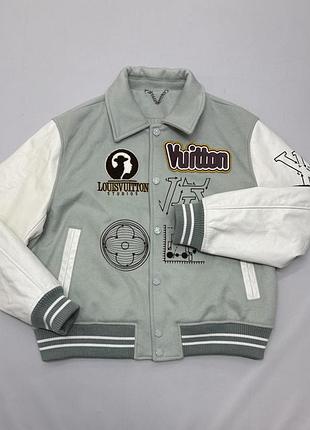 Louis vuitton x colm dillane varsity куртка- бомбер