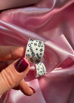 Нові модніві сережки, серьги chanel 5