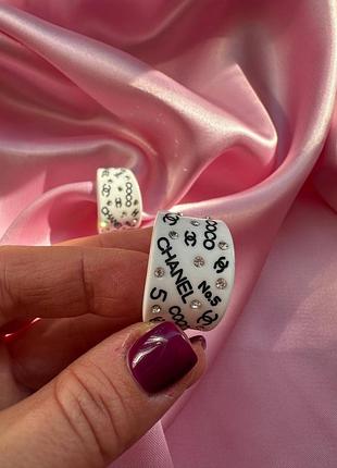 Нові модніві сережки, серьги chanel 6