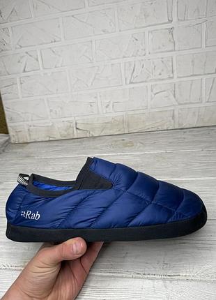 Крутые теплые тапки rab