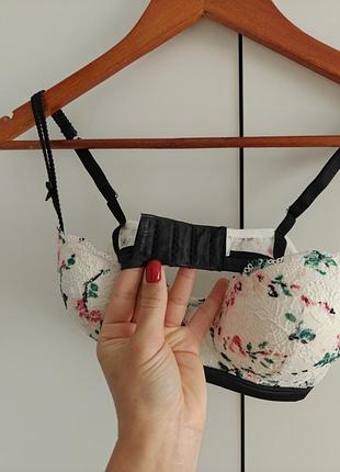 Intimissimi шикарний бюстгальтер 75с 4