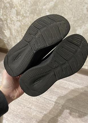 Кросівки skechers чорні 7