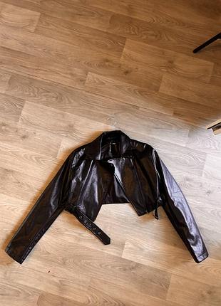 Куртка жіноча shein косуха кожанка чорна xxs-xs