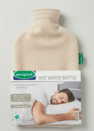 Термопластикова грілка для води sensiplast (2 л) із м'яким флісовим чохлом бежевого кольору.