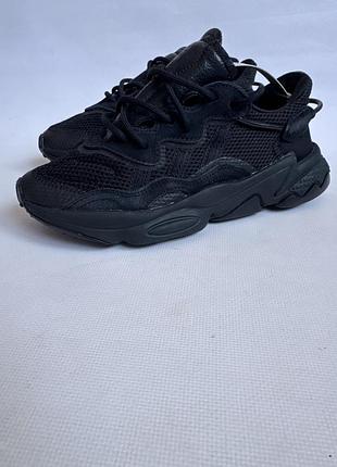 Кросівки adidas ozweego