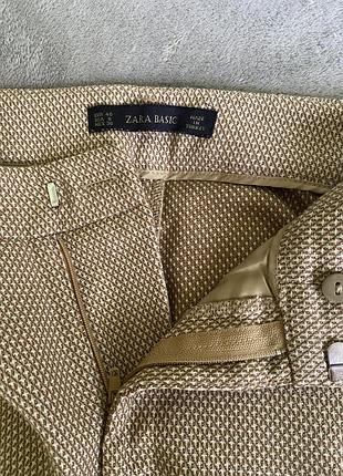 Стильні укорочені брюки zara basic у текстурний принт. 3