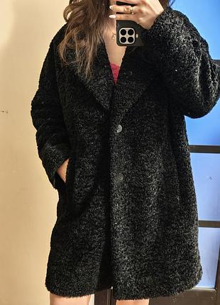 Черное демисезонное оверсайз пальто шубка тедди zara размер xl