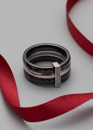 Срібна каблучка lover з чорною керамікою та фіанітами (0481814)