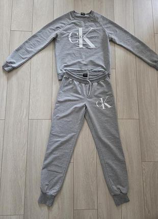 Спортивний костюм жіночий calvin klein сірий котоновий