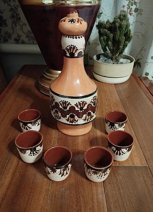 Штоф с рюмками для напитков керамика
майолика