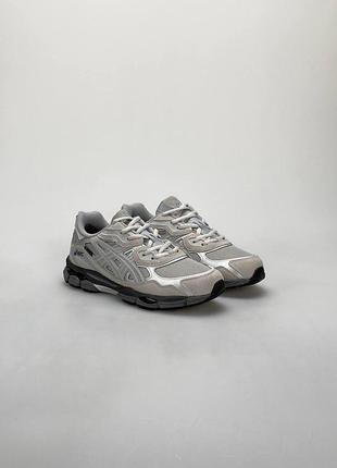 Водонепроникні кросівки asics gel-nyc gtx light grey metallic