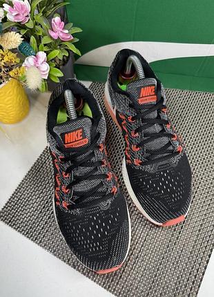 Оригінальні кросівки nike 4