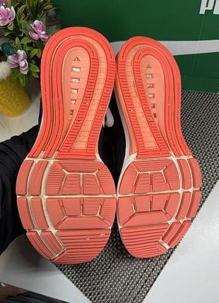 Оригінальні кросівки nike 6