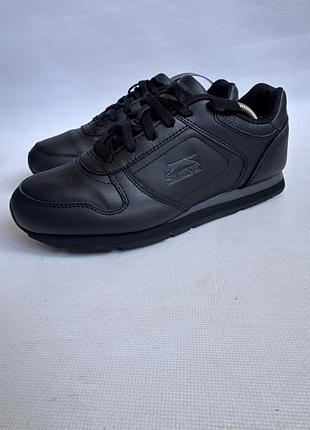 Шкіряні кросівки slazenger