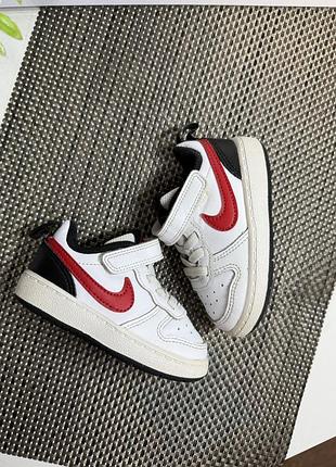 Оригінальні кросівки nike 7