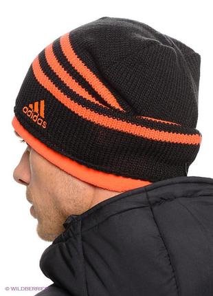 Тепла двостороння шапка adidas winter sport beanie sp2 фото