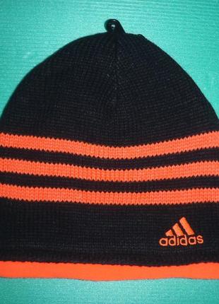 Тепла двостороння шапка adidas winter sport beanie sp7 фото