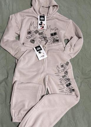 Спортивний костюм для дівчинки mickey mouse, розмір 128, на флісі primark