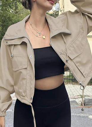 Укороченная куртка от bershka