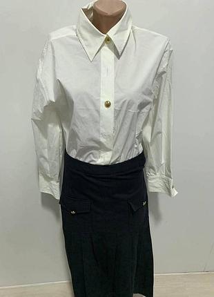 Стильное красивое женское платье в деловом стиле от zara. состояние нового 

￼￼ размер xs