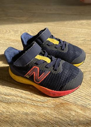 Кросівки для хлопчиків new balance сині, розмір 22
