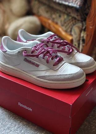 Кросівки жіночі reebok білі